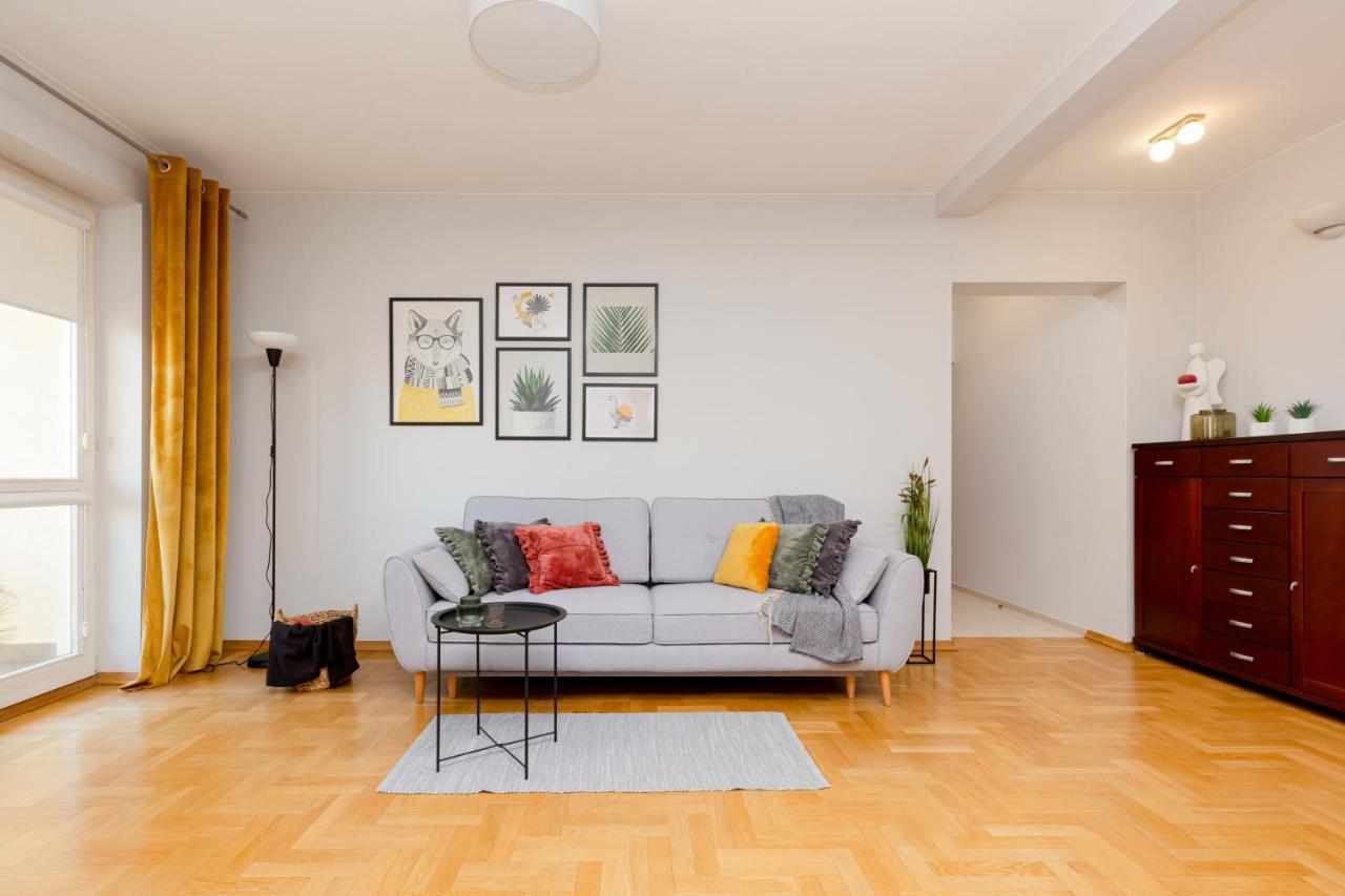 Mokotow Apartment Bluszczanska By Noclegi Renters Warsaw Exterior photo